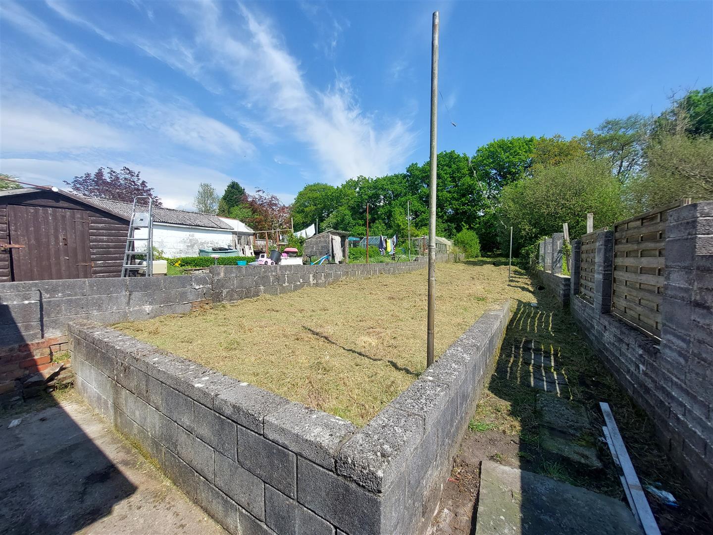 Swansea Road, Pontlliw, Swansea, SA4 9EE